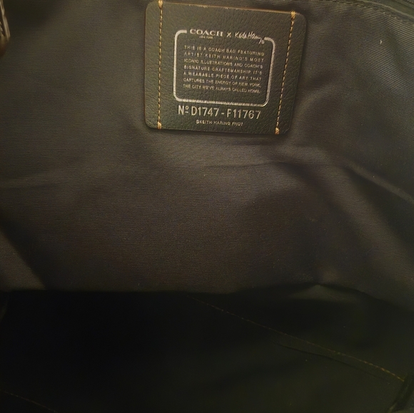 Coach X Keith Haring Love Tote - Picture 4 of 10